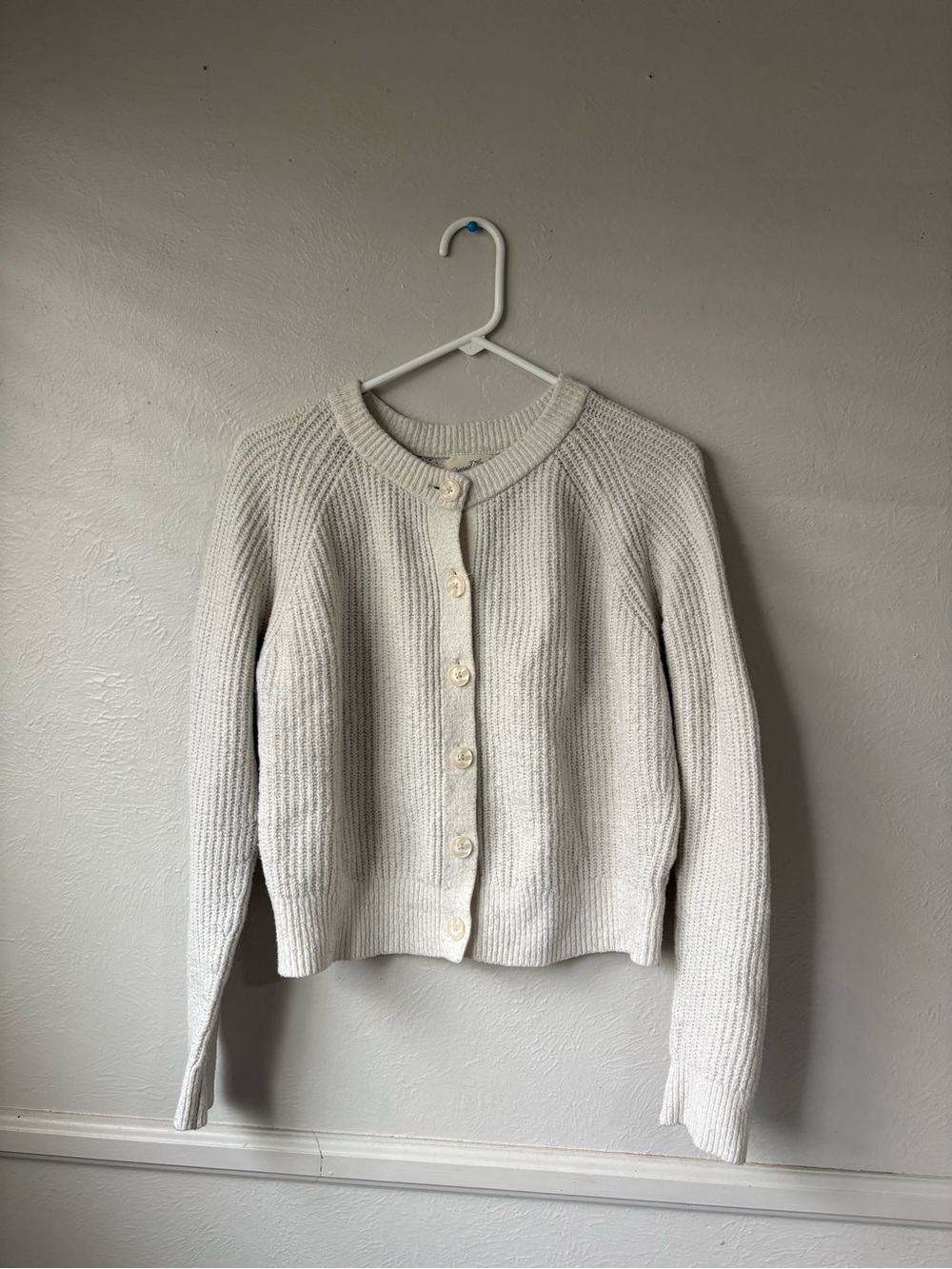 Universal Thread Cream Cardigan Sweater